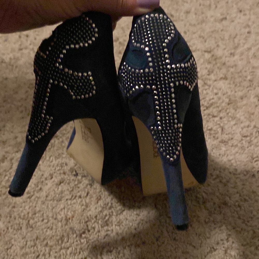 Blue suede Reba heels - Picture 5 of 11